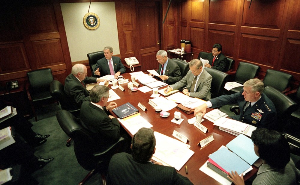 395800 02: US President George W. Bush leads his National Security Council in the Situation Room of the White House October 12, 2001 in Washington, DC. (Photo by Eric Draper/White House/Getty Images)