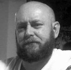 Head shot of Luiz Antonio Simas