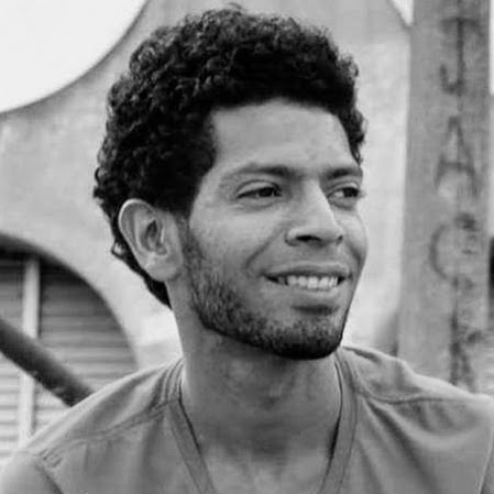 Head shot of Pedro Mara