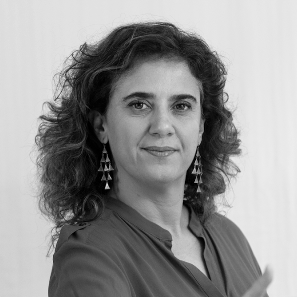 Head shot of Tatiana Roque