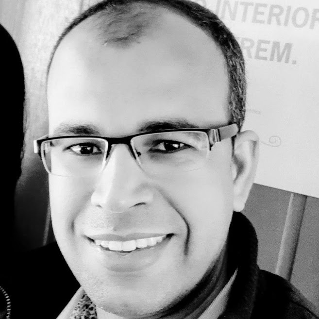 Head shot of Leonardo A.R.T dos Santos