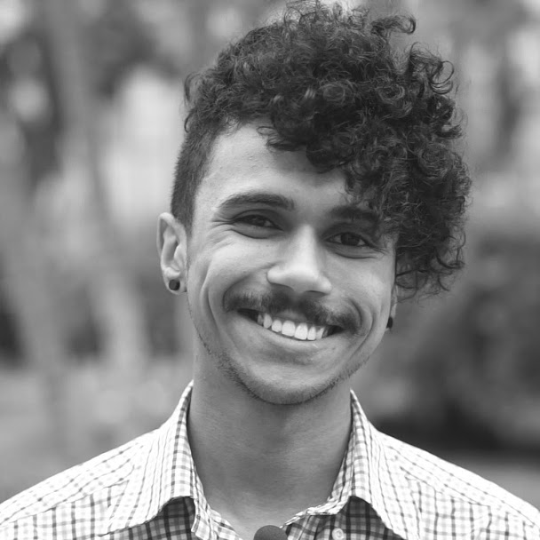 Head shot of Émerson Santos