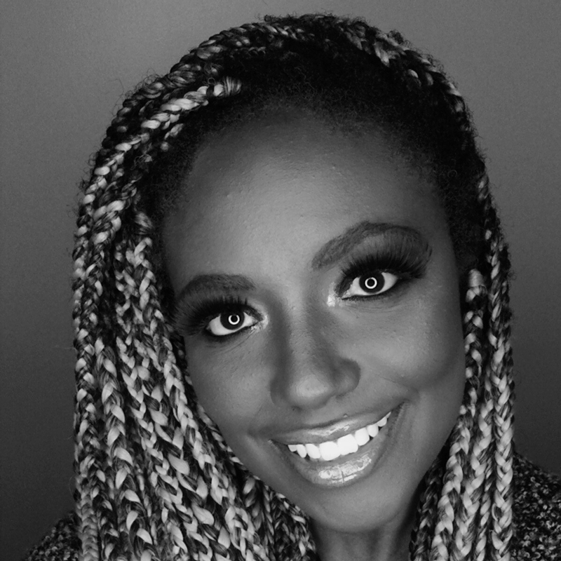 Head shot of Maria Helena Santos