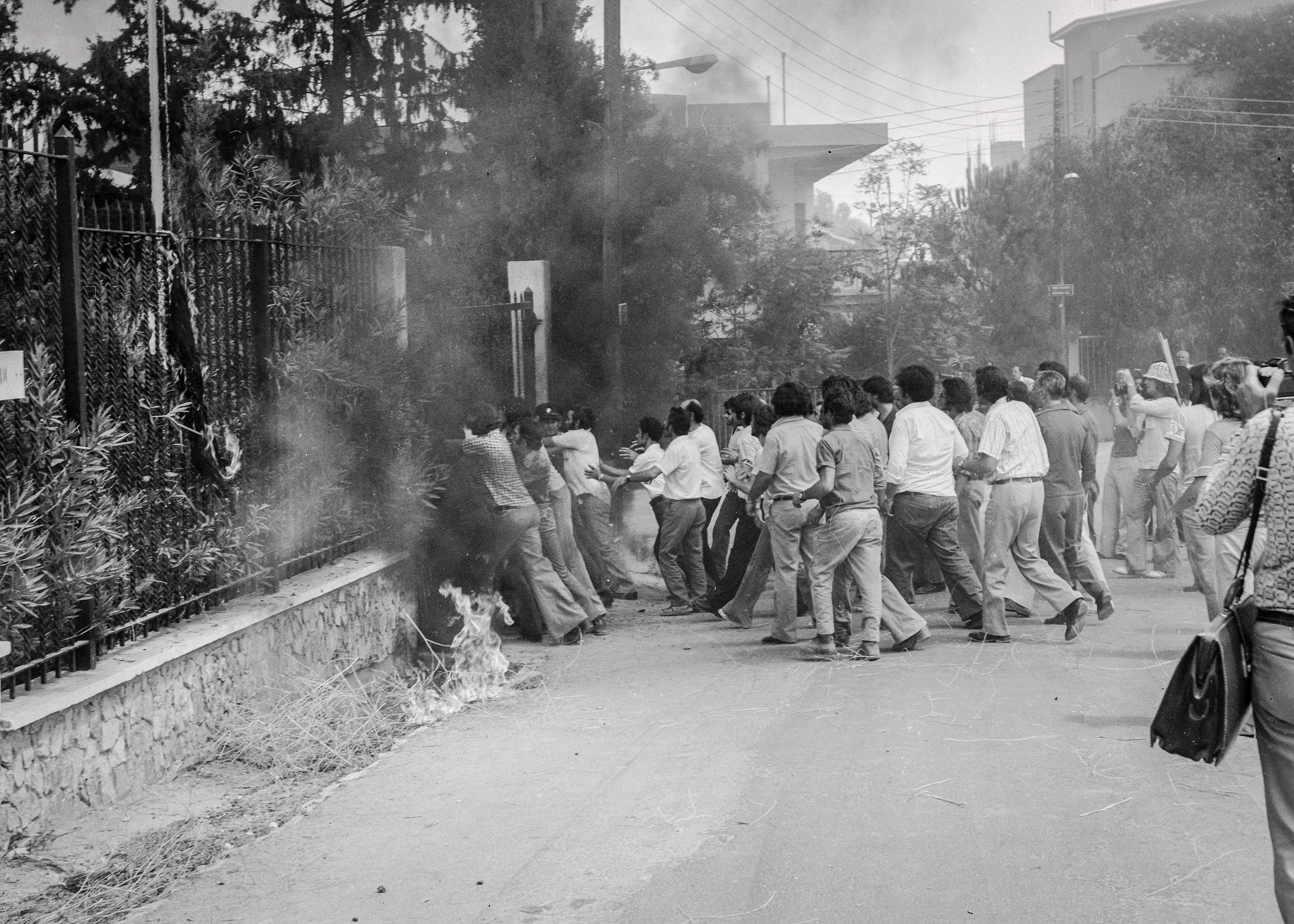 How a CIA Officer's Murder Was Used to Silence the Agency’s Greatest Critic