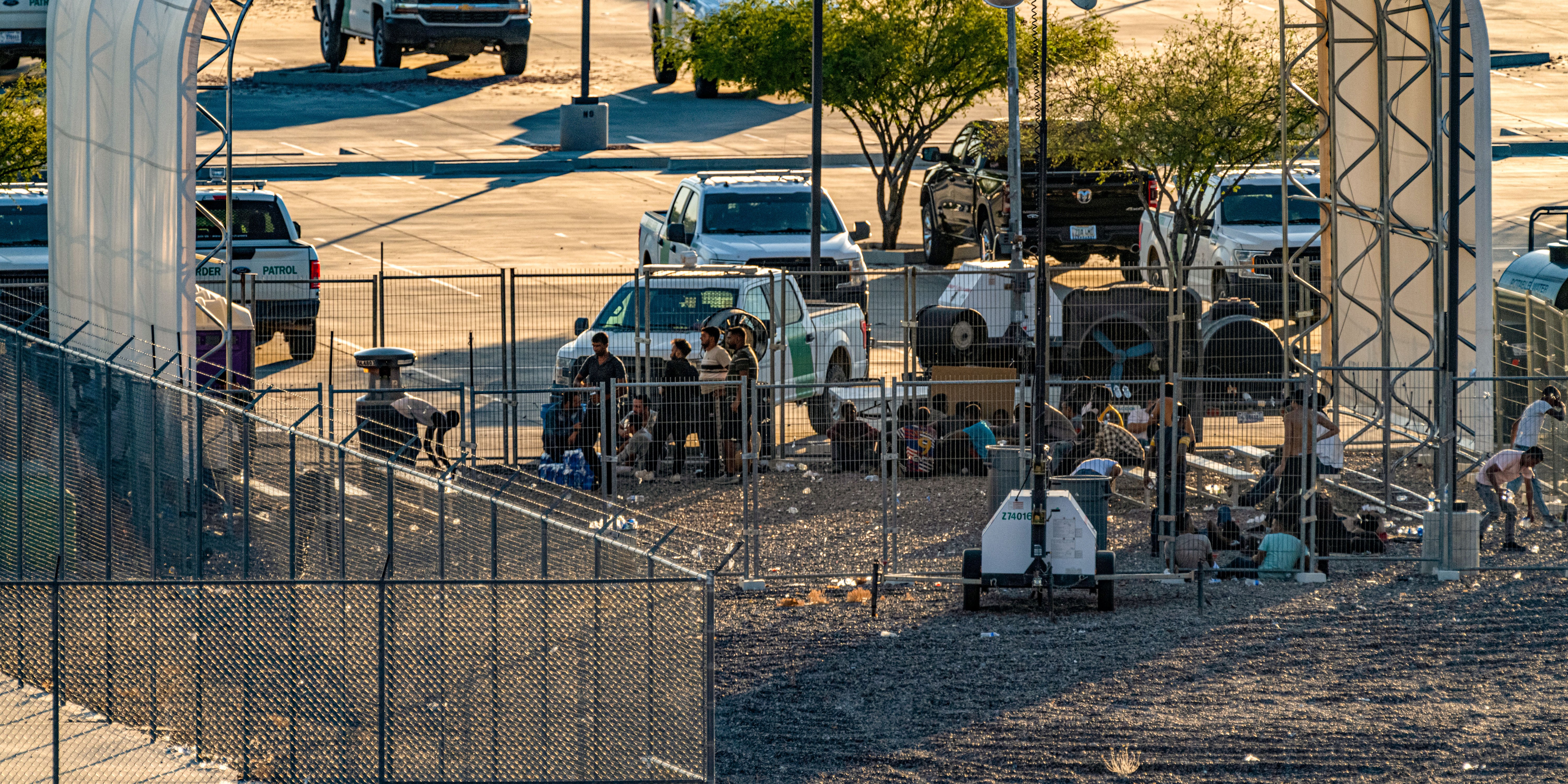 Border Patrol Caging Migrants Outside in Deadly Arizona Heatwave