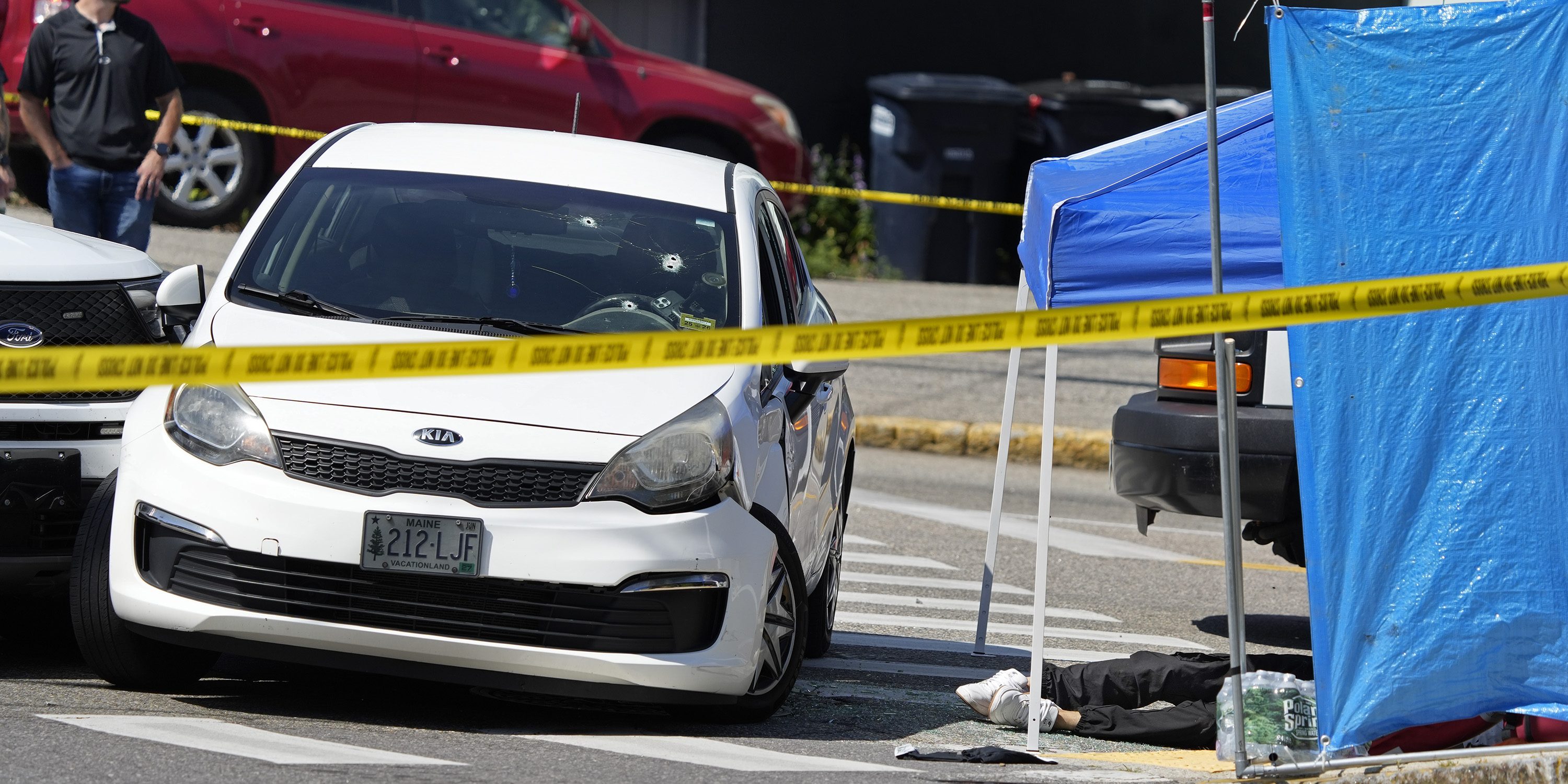 ICE Ordered to Cease Most Vehicle Stops After 2 Killings in a Week - image 10