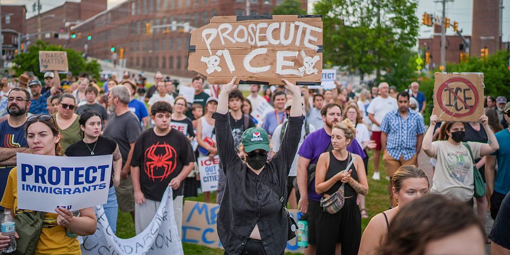 Watch: Maine residents protest latest ICE shooting - image 11