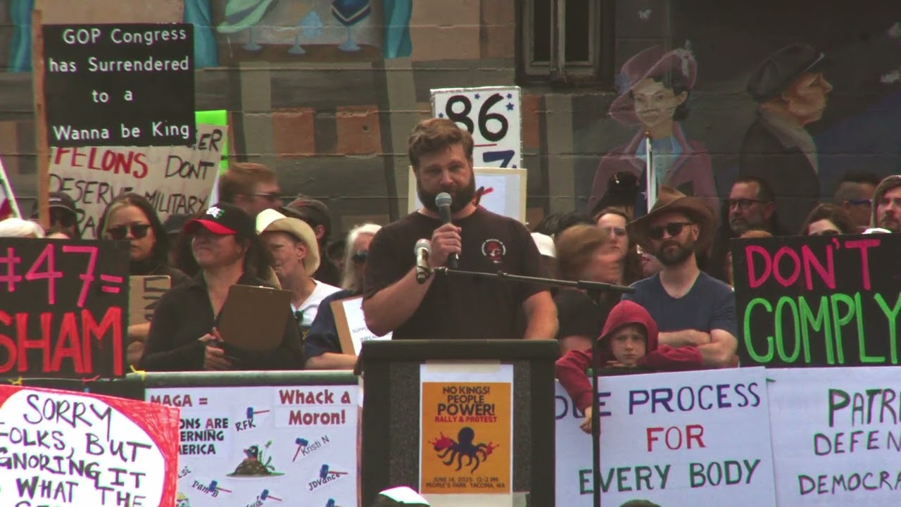 Graham Platner Has Already Inspired Another Left-Wing Veteran to Take On an Establishment Dem