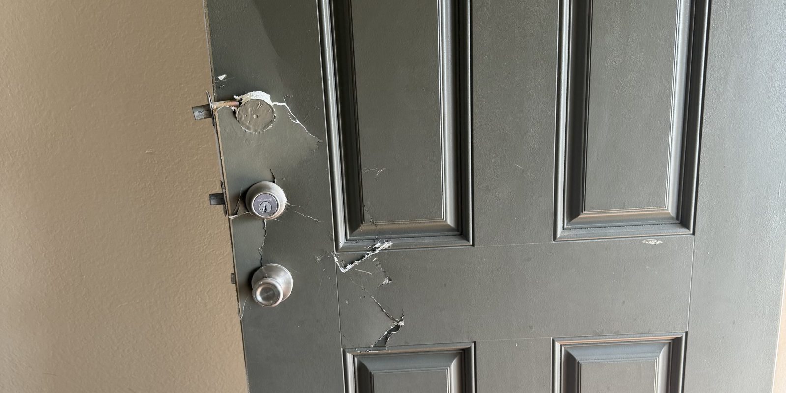 Federal Agents Raid Texas Home Under Warrant Linked to Alleged UFC Event Assassination Plot